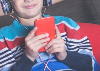 Convocatoria: un adolescente de 14 años busca familia