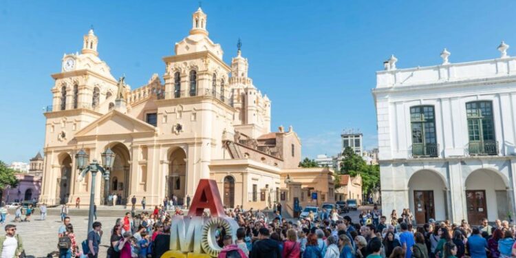 La programación incluye actividades gratuitas y otras a colaboración.
