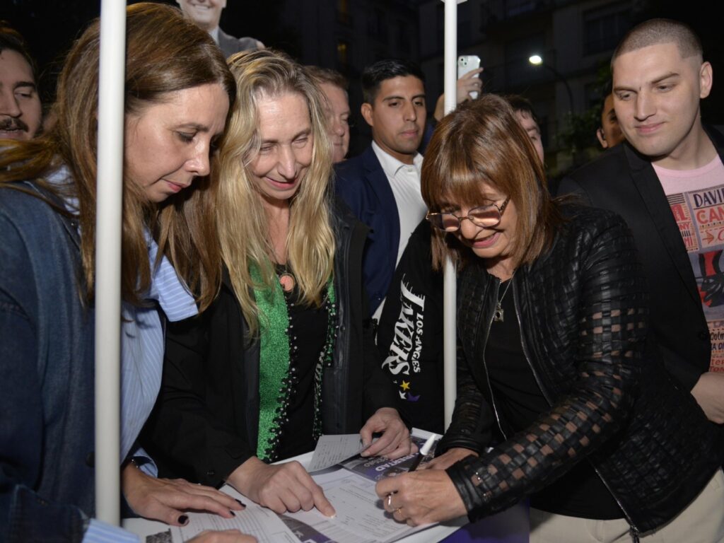 El PRO se desgrana en Diputados tras la afiliación de Bullrich a LLA