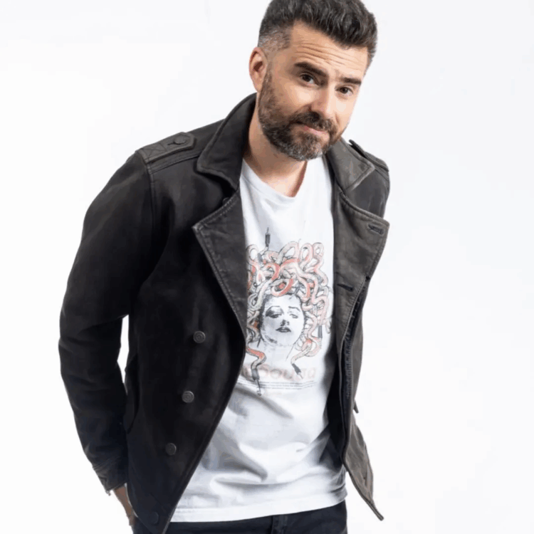 En 75 minutos, Sanjiao desarrolla una mirada humorística sobre la cotidianeidad.