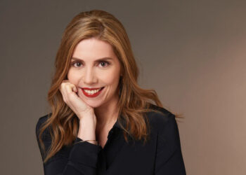 Florencia Bonelli presenta la nueva novela de La Casa Neville