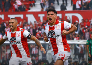 Instituto se enfrenta a Argentinos en los octavos de final