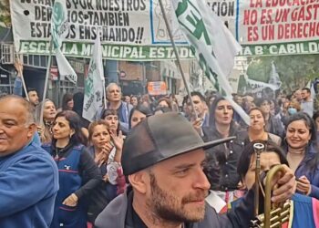 La ola de reclamos gremiales inunda a Córdoba y la ciudad