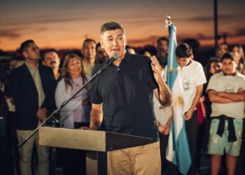 Reestructuración municipal: seguirá en las áreas de Salud y en los CPC