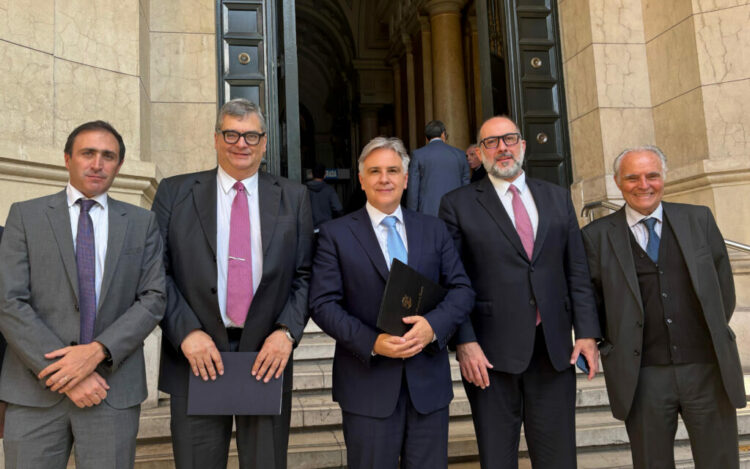 Llaryora Anses Caja de jubilaciones