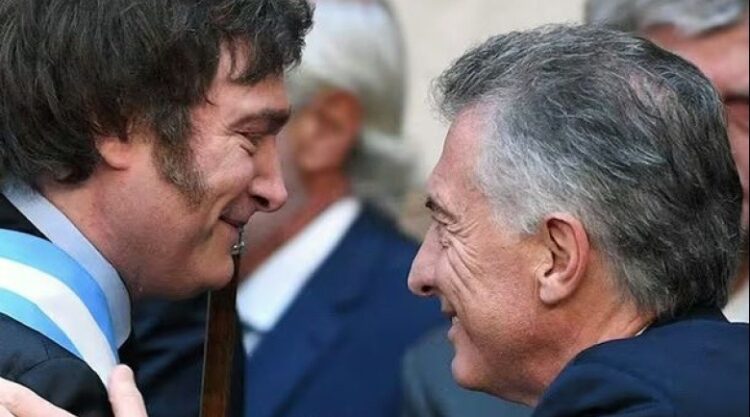 Milei acusa a Macri