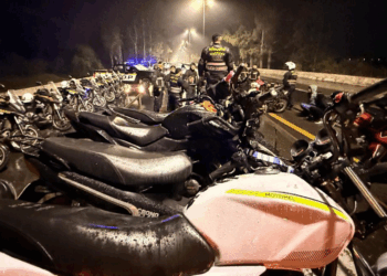 Fuerte operativo por picadas ilegales en Villa Allende: 29 detenidos y un policía herido