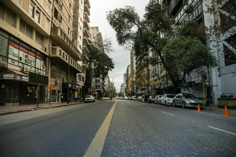 Rige el paro de colectivos luego del fracaso de las negociaciones con la UTA.