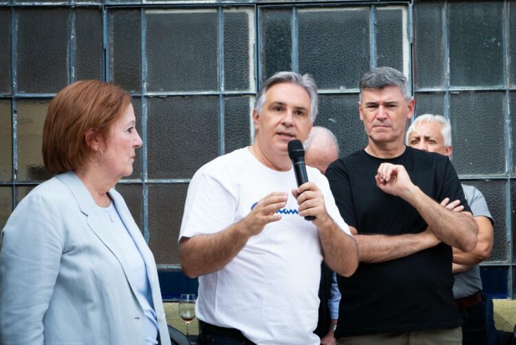 La senadora Vigo, el gobernador Llaryora, y el intendente Passerini.