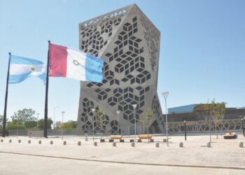 El 5 de junio se hará otro pago por servicios del Título de Deuda Local. Se trata del primer cupón de intereses por el bono local emitido en 2024 que vence en 2027. títulos de deuda