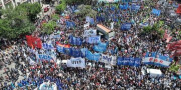 Reflexión sobre la limitación del derecho a huelga