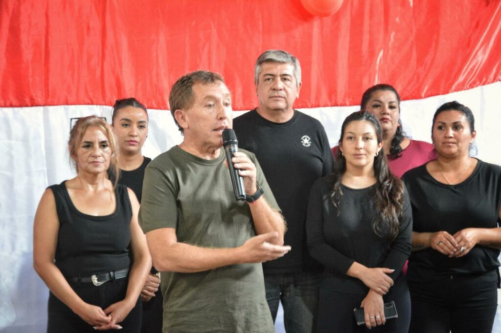Un sector de la UCR provincial reclama identidad propia y rechaza alianzas con Milei