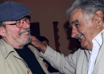 Un abrazo infinito: Silvio Rodríguez despidió a Pepe Mujica con «Más porvenir»