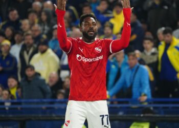 Independiente derrotó 1 a 0 a Boca en La Bombonera y pasó a semifinales