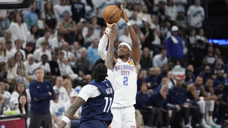 Oklahoma ganó y puso la serie en jaque