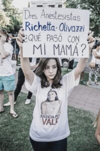 Más allá del amor