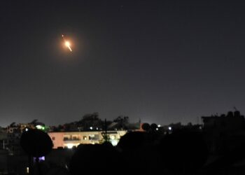 Israel informó que su Ejército mató al jefe militar iraní en un ataque aéreo