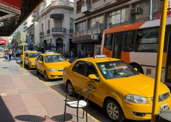 Aumentan las tarifas de taxis, remises e ITV en Córdoba