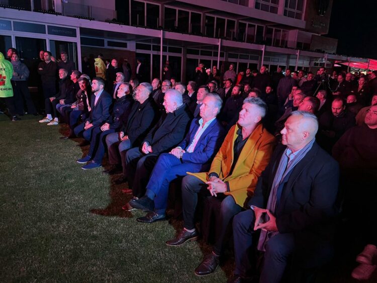 Llaryora participó de la inauguración de la Ciudad Deportiva de Instituto