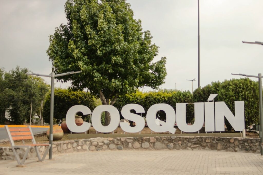 Cosquín convoca a sus vecinos a diseñar la bandera y habrá jornada de capacitación