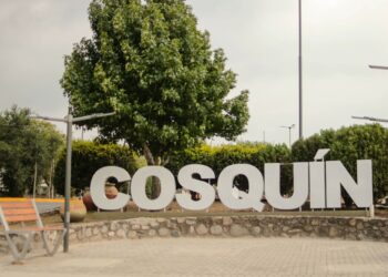 Cosquín convoca a sus vecinos a diseñar la bandera y habrá jornada de capacitación