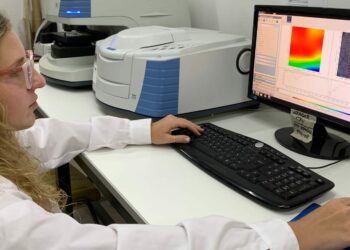 Desarrollan un método no invasivo para la selección de embriones en tratamientos de fertilidad