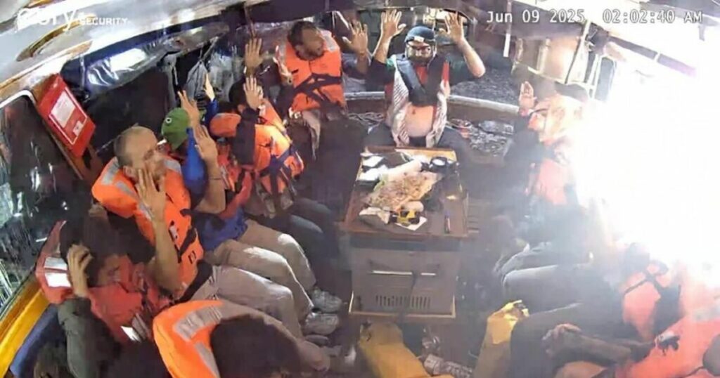 Detienen a Greta Thunberg y activistas de la Flotilla de la Libertad hacia Gaza: ONG y gobiernos exigen “liberación inmediata” Detienen a Greta Thunberg y activistas de la Flotilla de la Libertad hacia Gaza: ONG y gobiernos exigen “liberación inmediata”