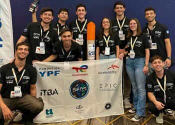 El argentino Agustín Martínez Haarth se consagró campeón del Mundial de ingeniería aeroespacial de la NASA