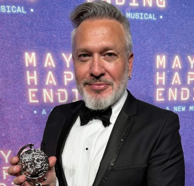 El productor dejó la puerta abierta para presentar el musical “Maybe Happy Ending” en Buenos Aires.