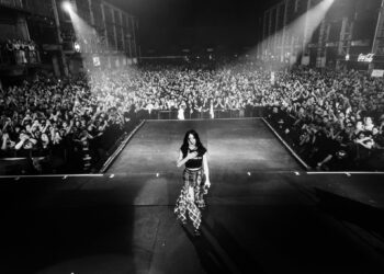 Lali explotó la Plaza de la Música con su nuevo show