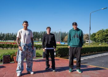 Mariano Troilo se sumó a la concentración en Ezeiza