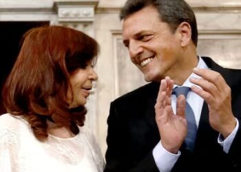 Massa respaldó a CFK y el Frente Renovador prepara un gesto de apoyo