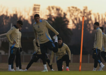 Messi de titular y el regreso de Enzo Fernández: como formará la Scaloneta para enfrentar a Colombia