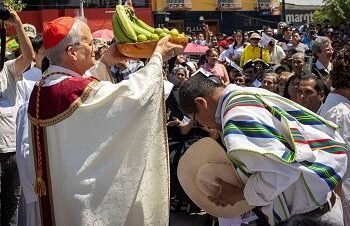 Migración, periferias y papado. ¿Qué camino tomará León XIV?