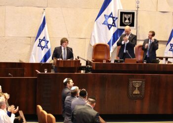 En su exposición, el Presidente detalló los logros de su gestión, entre los cuales destacó la estabilidad, la baja de la inflación y la pobreza.