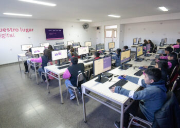 «Nuestro Lugar Digital», un espacio para la formación docente y estudiantil