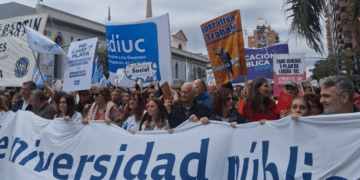 Docentes de la UNC iniciaron la semana de paro en reclamo de una mejora salarial Paro de docentes universitarios en Córdoba y el país