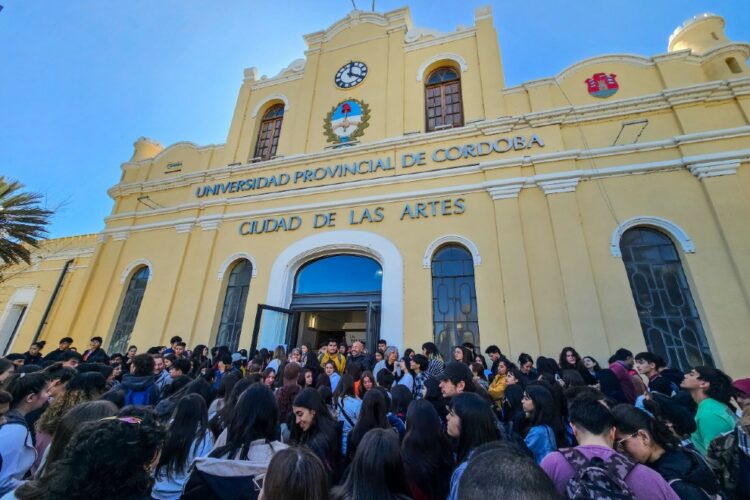 La Universidad Provincial de Córdoba se pone a la delantera con propuestas públicas, federales y de calidad en campos disciplinares del mundo empresarial y tecnológico
