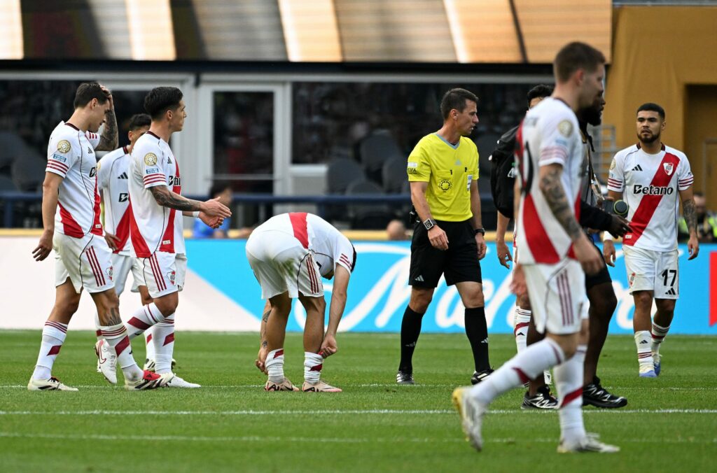 River Plate cayó 2-0 con Inter y quedó eliminado del Mundial de Clubes