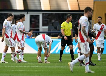 River Plate cayó 2-0 con Inter y quedó eliminado del Mundial de Clubes