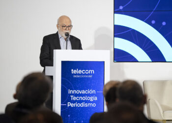 Rosental Alves, pionero del periodismo digital y director del Centro Knight para el Periodismo en las Américas.