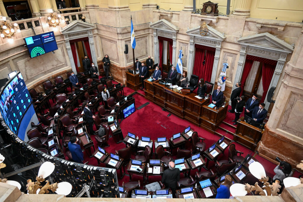 La oposición en el Senado busca dictamen para universidades y el Garrahan