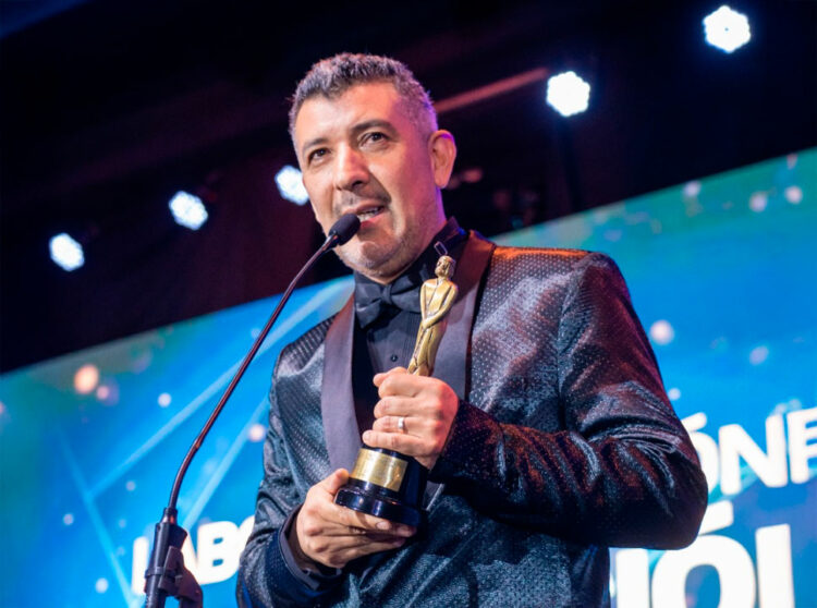 Sergio Castro Celebra 35 años de trayectoria