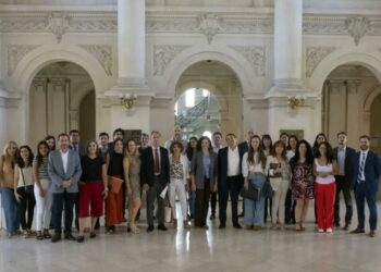 El CAAL expresó su “preocupación por el proyecto en análisis que busca reemplazar el actual sistema de peritos médicos sorteados por uno concentrado en el CMF, vulnerando el equilibrio procesal y el principio de imparcialidad”.