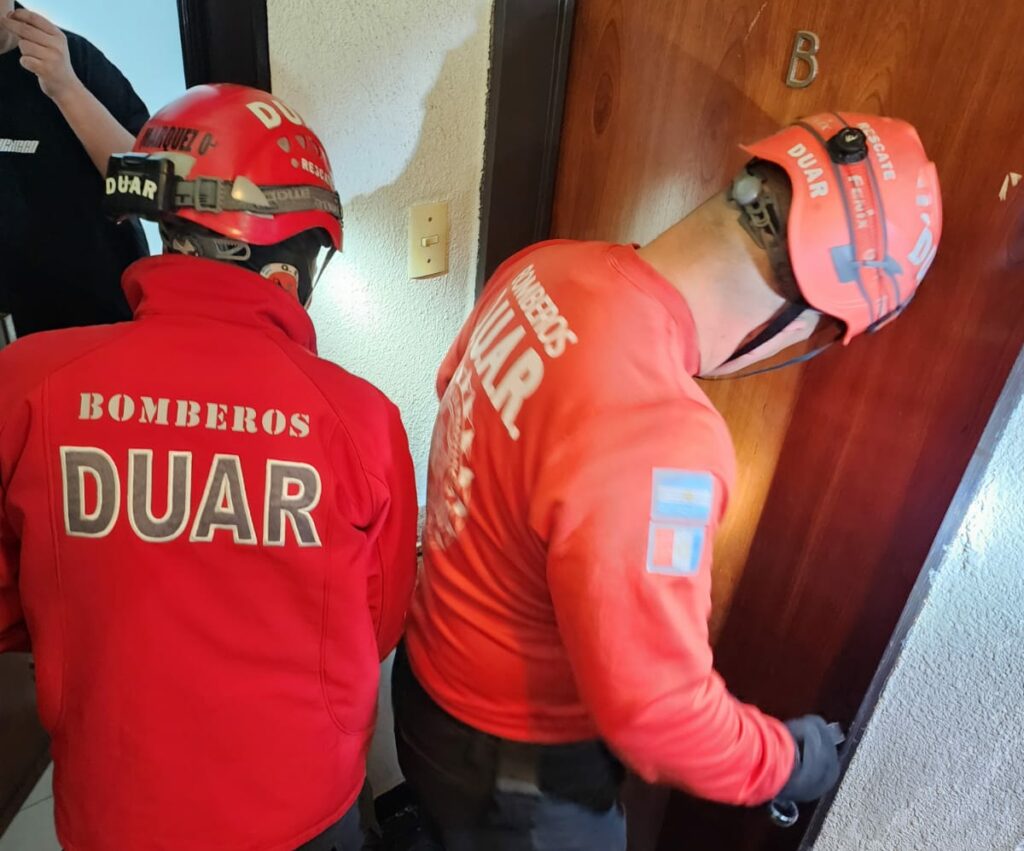 Dejó atrapado a su inquilino en el departamento y debió ser rescatado por el DUAR
