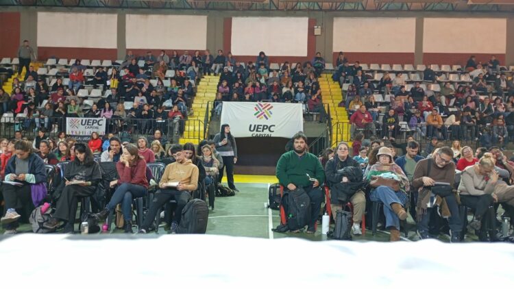 La UEPC Capital advirtió que la pauta salarial vigente con la Provincia “es insuficiente”.