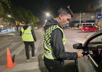 La reincidencia de faltas ambientales o al volante sería penada con hasta 15 días de prisión