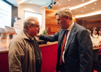 Passerini llamó a “buscar soluciones  en un momento muy difícil”