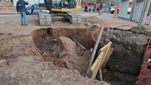 Un operario de una obra cayó a un pozo de agua y fue hospitalizado por hipotermia Un operario de una obra cayó a un pozo de agua y fue hospitalizado por hipotermia