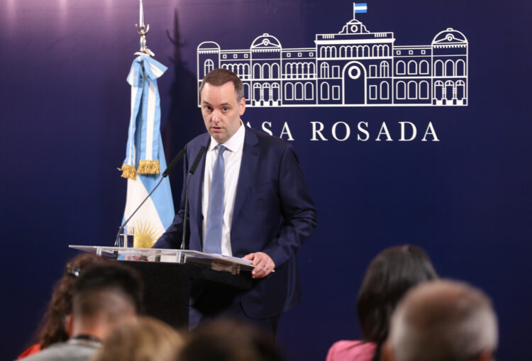 Manuel Adorni, vocero presidencial.